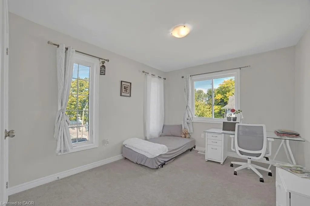 3 Starling Drive