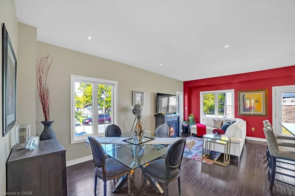 3 Starling Drive