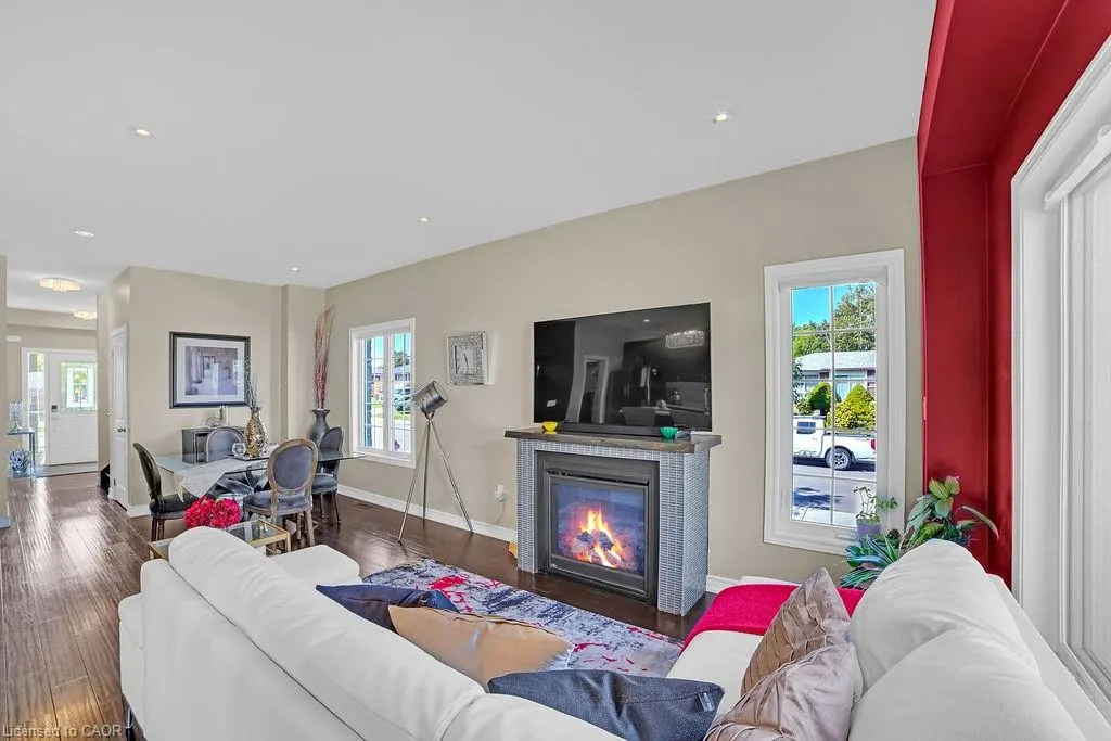 3 Starling Drive