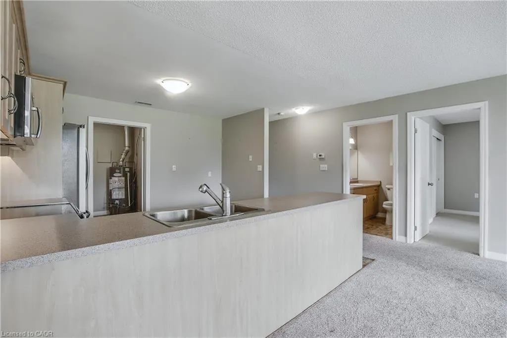 5 Archdeacon Clark Trail