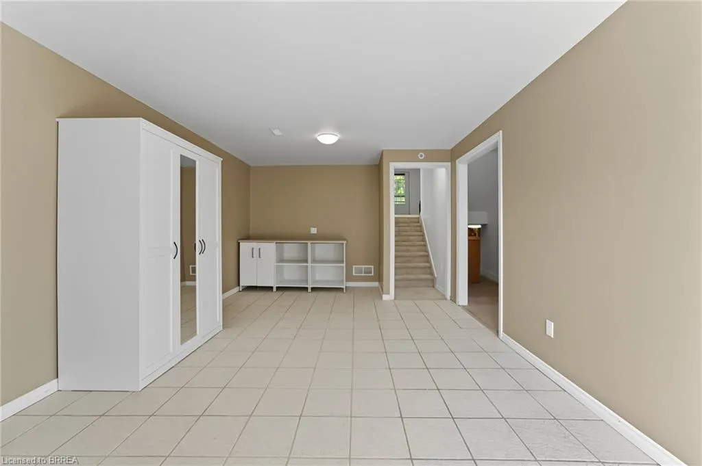 113A Whitlaw Way