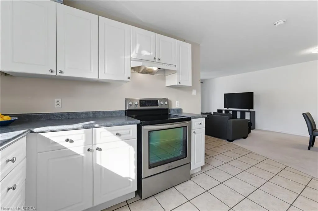113A Whitlaw Way