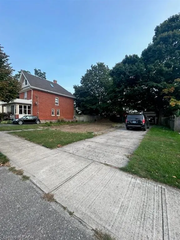 170 St David Street