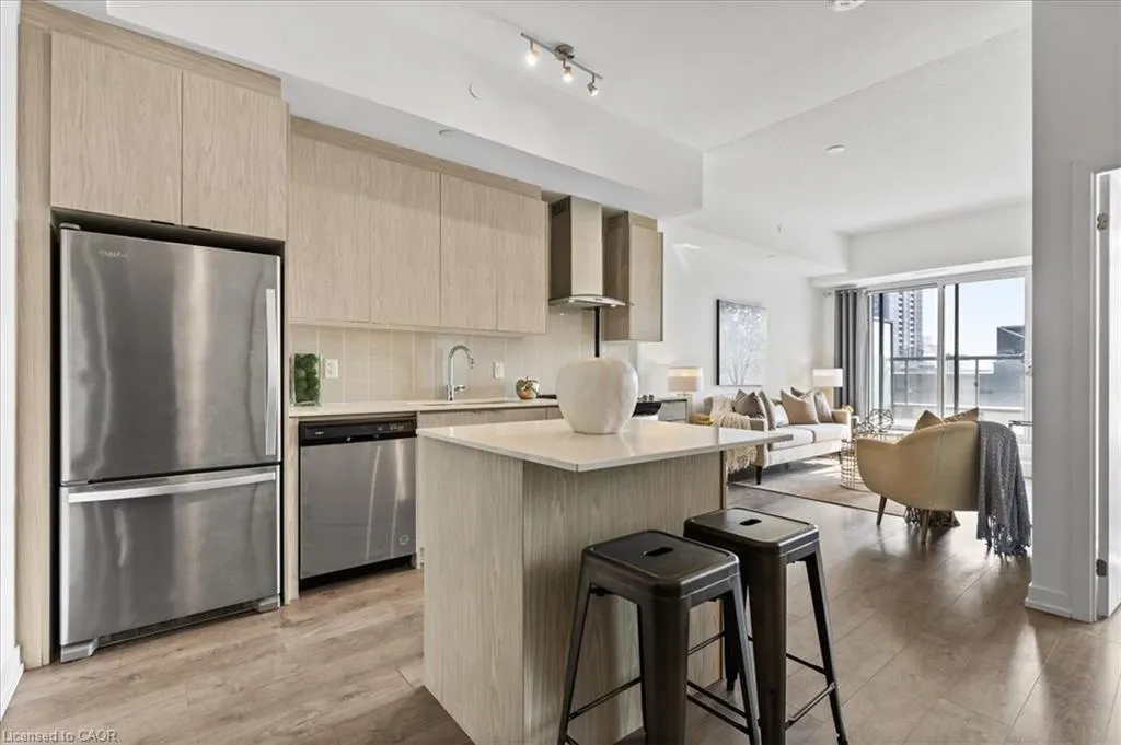 55 Duke Street W, #505