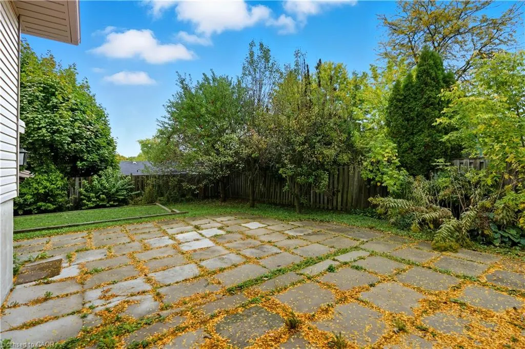 111 Britten Close