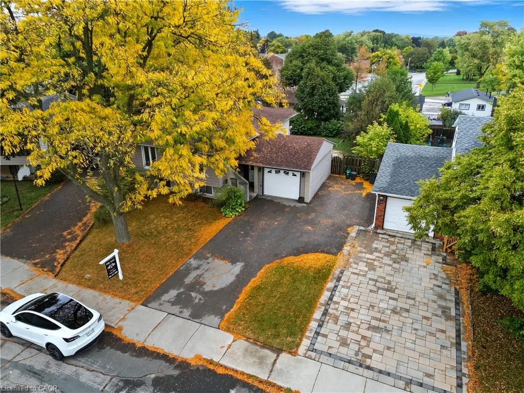 111 Britten Close