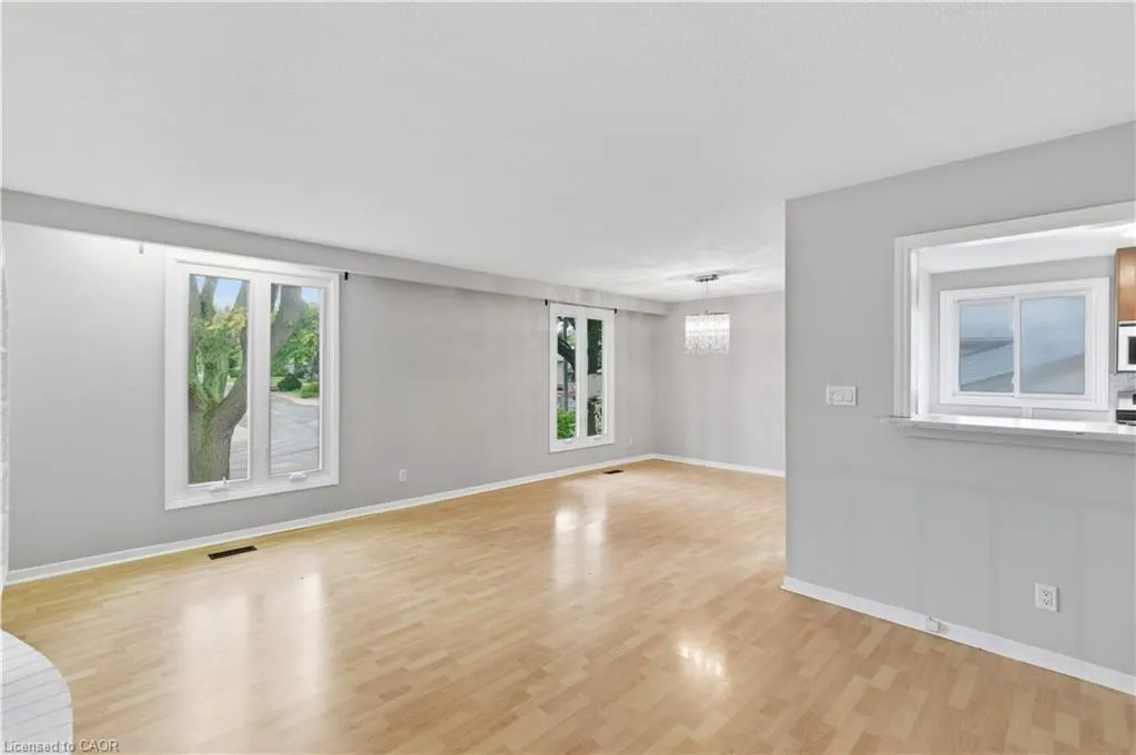 111 Britten Close