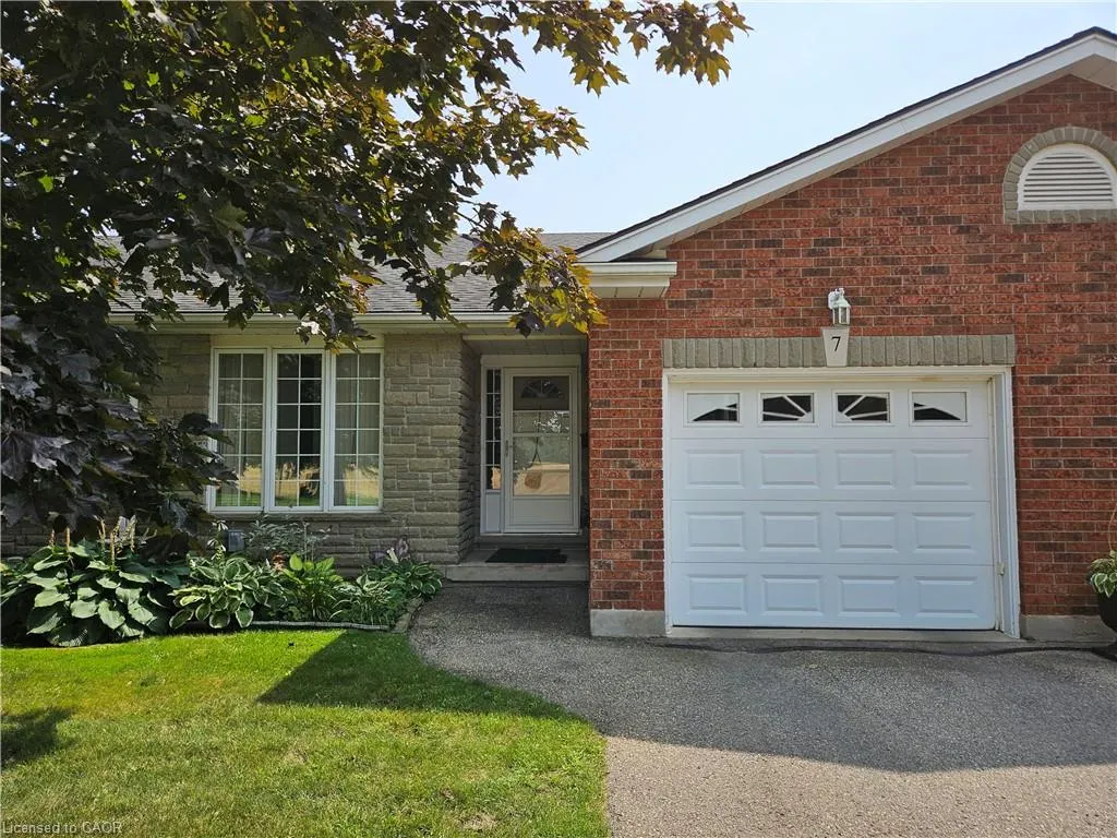 74 Wilson Avenue, #7