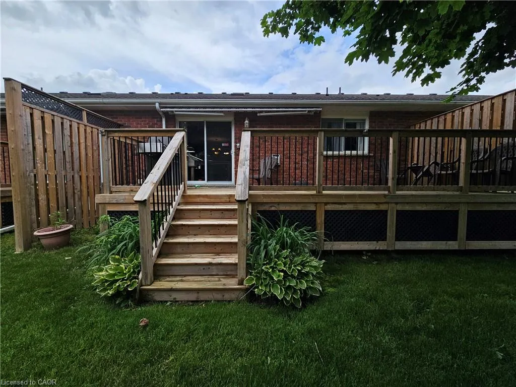 74 Wilson Avenue, #7