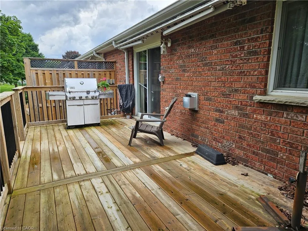 74 Wilson Avenue, #7