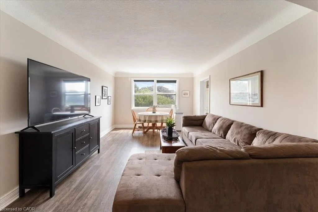 5 East 36th Street, #412B