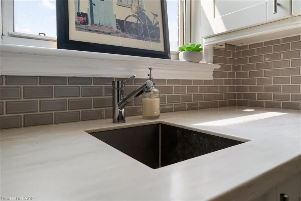 5 East 36th Street, #412B
