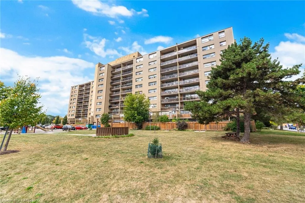 15 Nicklaus Drive, #605