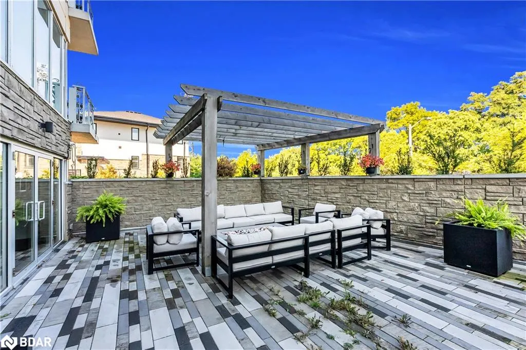 16 Markle Crescent, #206