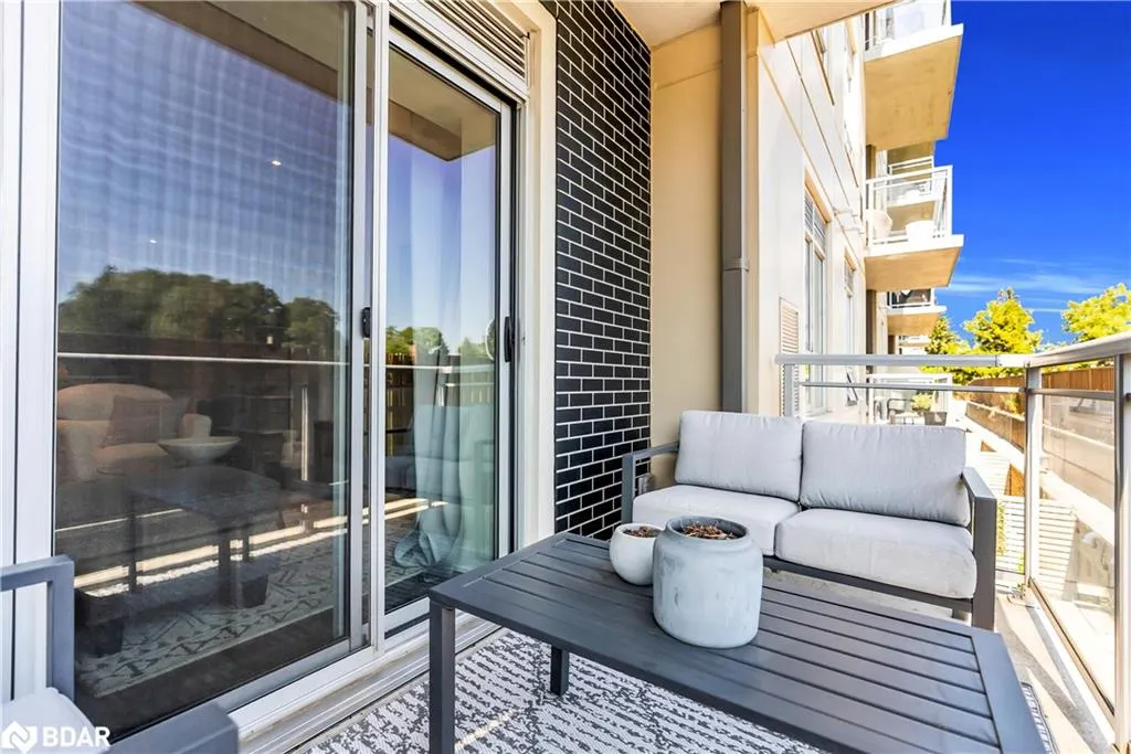 16 Markle Crescent, #206