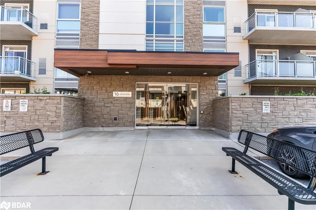 16 Markle Crescent, #206