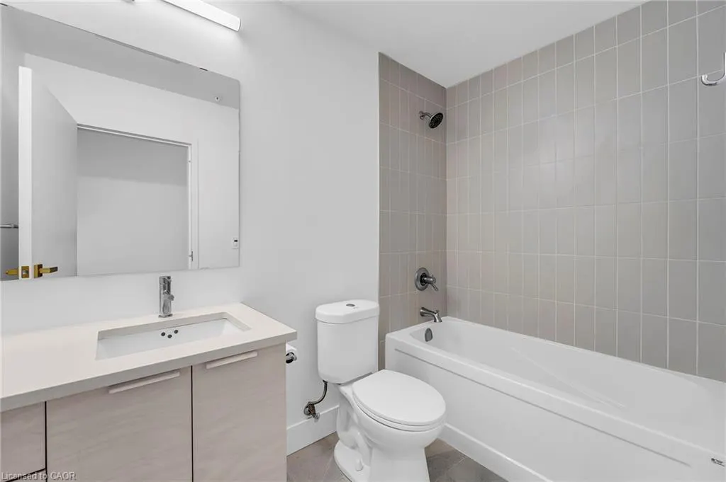120 Huron Street, #221