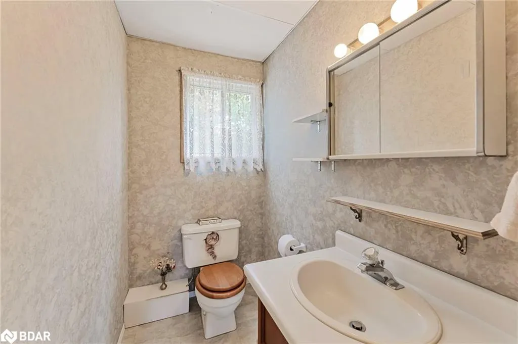 21 Pooles Road