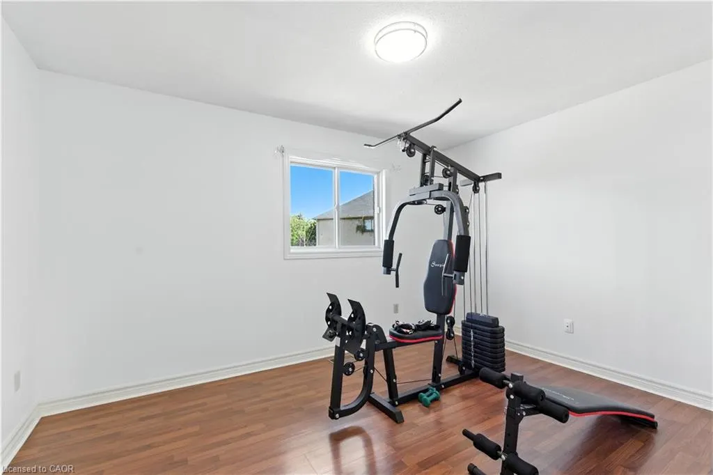 10 Shadowdale Drive
