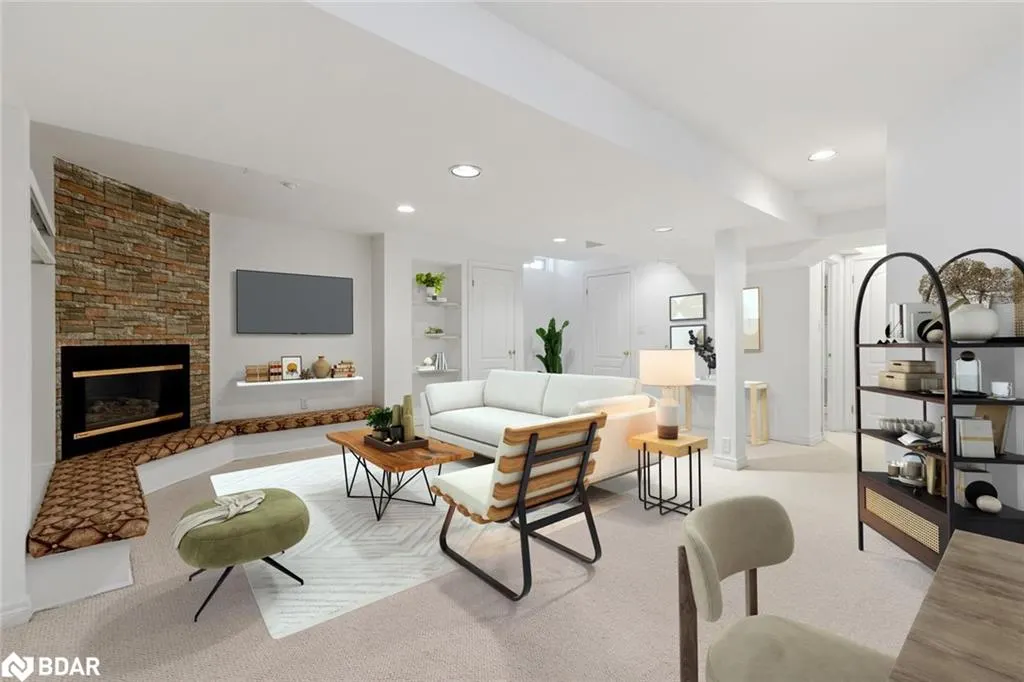5480 Glen Erin Drive, #60