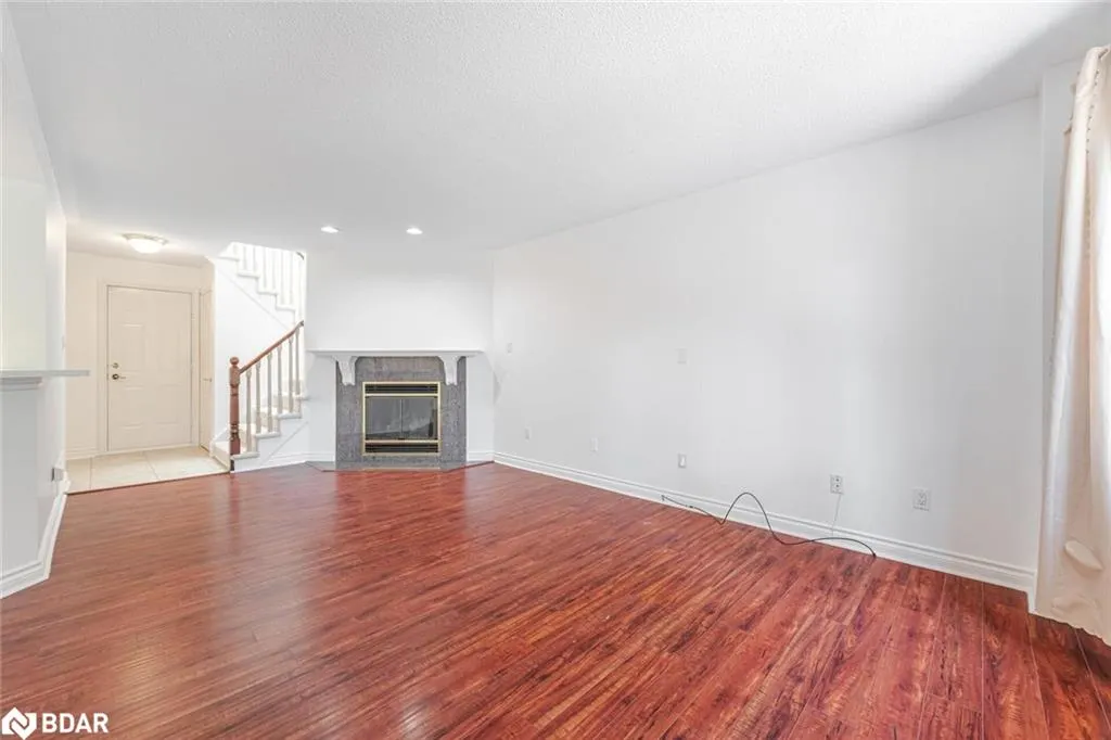 5480 Glen Erin Drive, #60