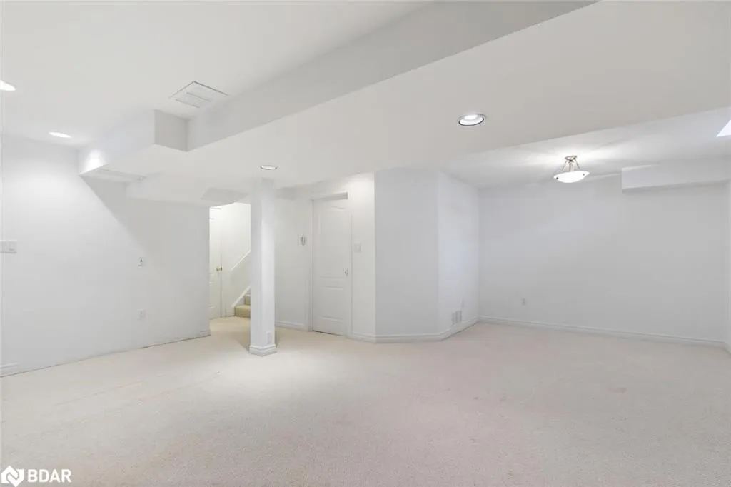 5480 Glen Erin Drive, #60