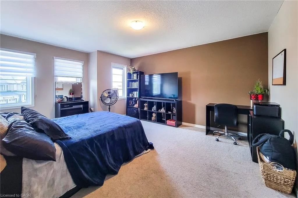 65 Cactus Crescent