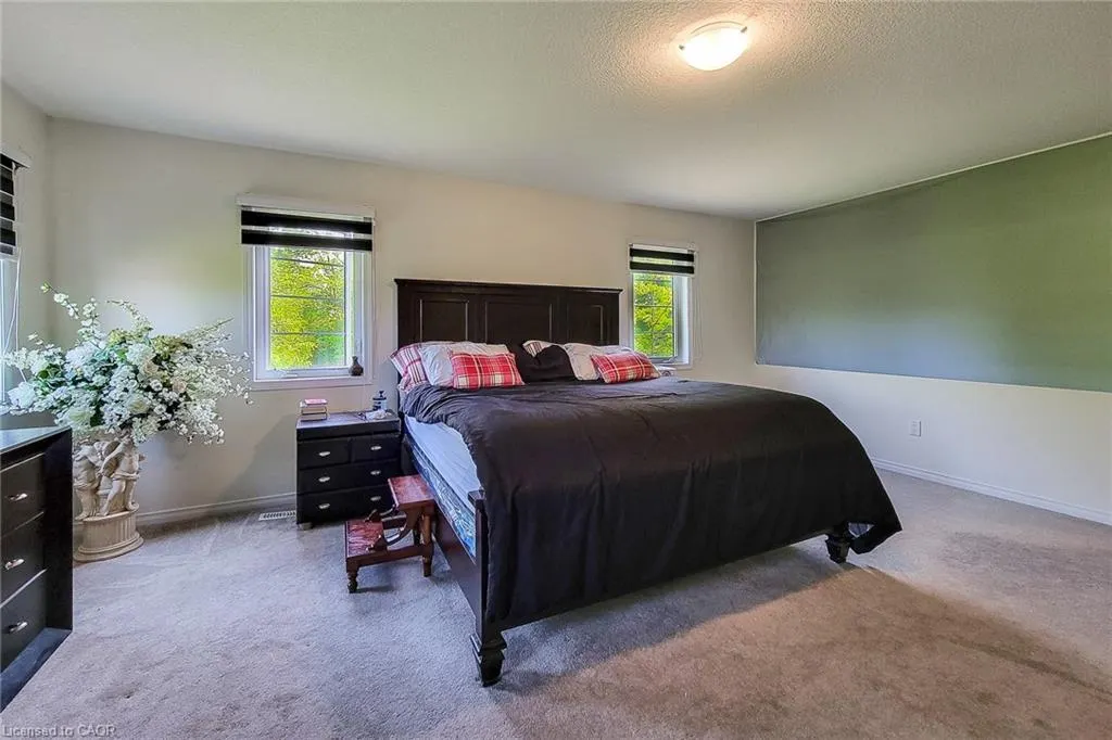 65 Cactus Crescent