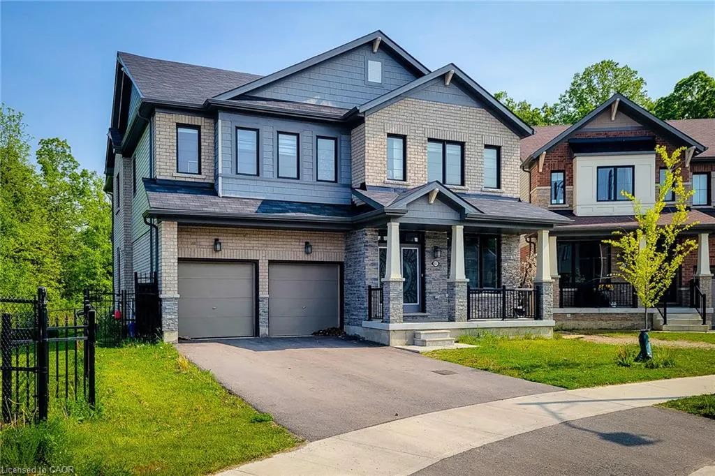 65 Cactus Crescent