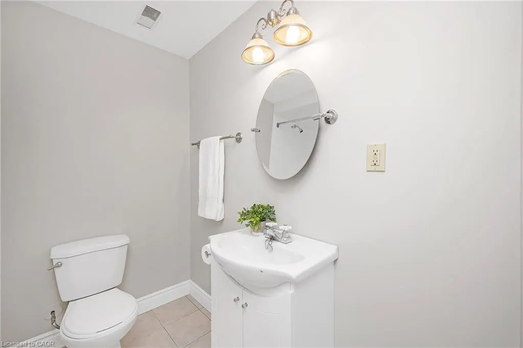 212 Stonehenge Drive, #18