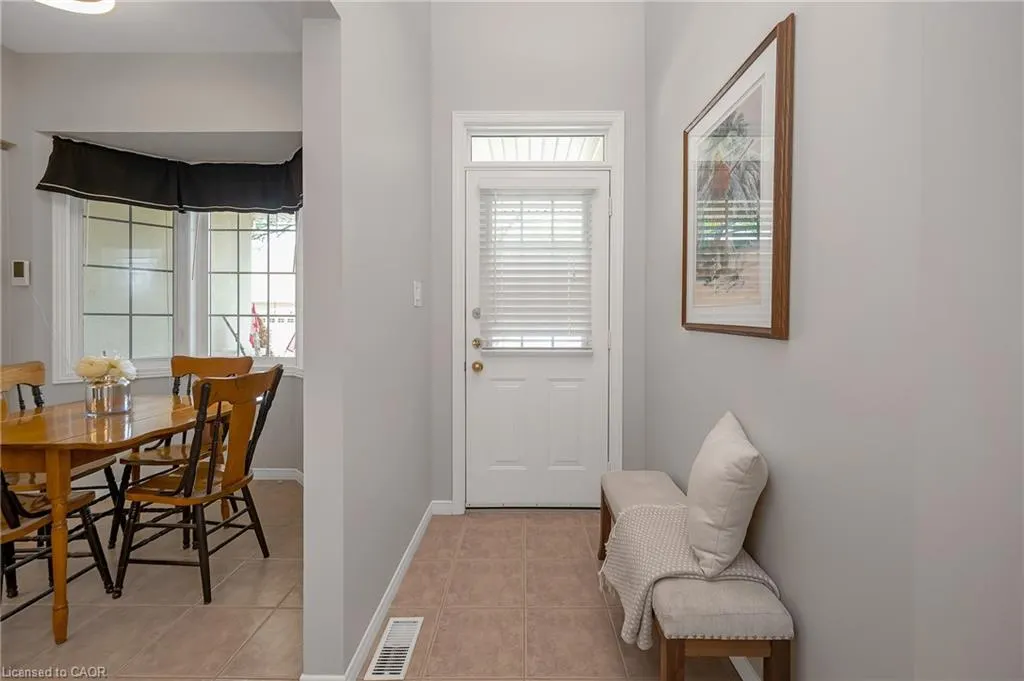 212 Stonehenge Drive, #18