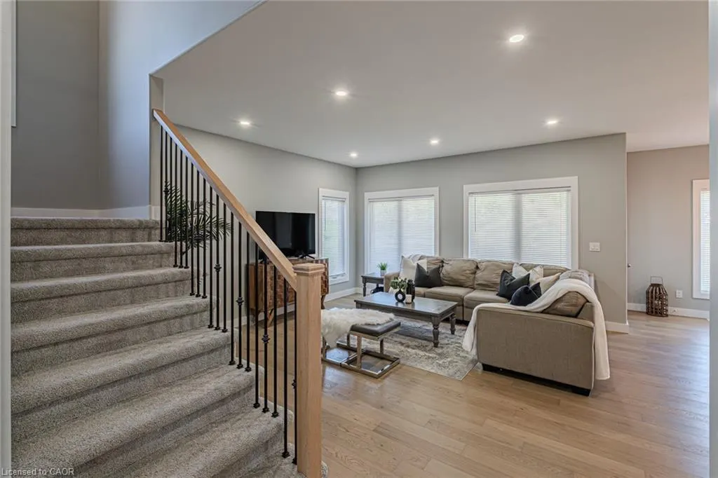 7B Yeager Avenue