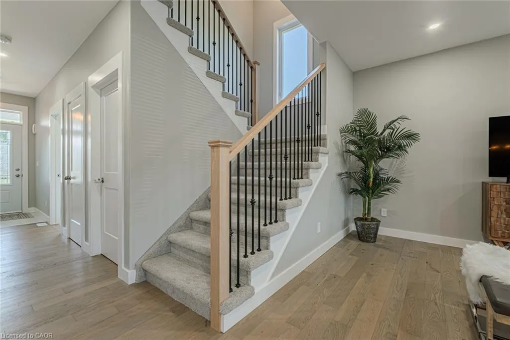 7B Yeager Avenue