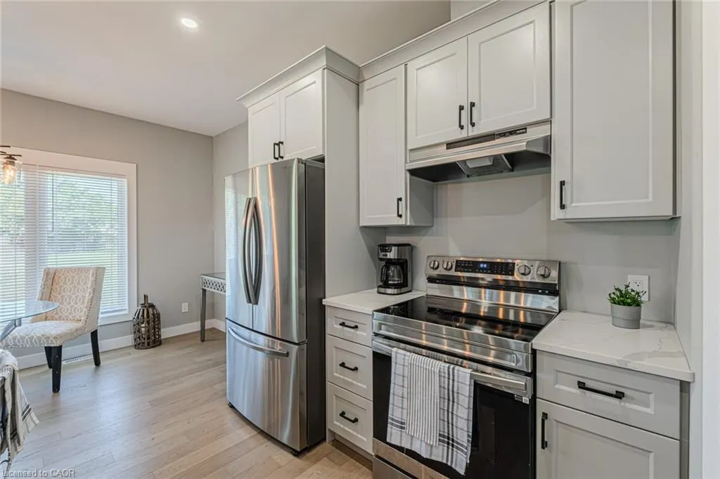 7B Yeager Avenue