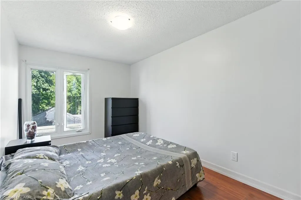 387 Franklin Road