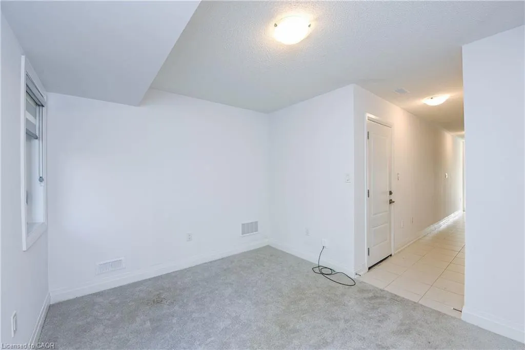 48 Windtree Way