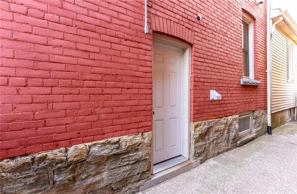 483 King William Street