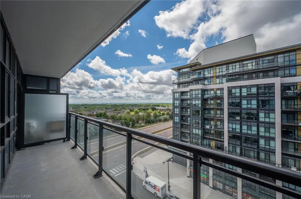 395 Dundas Street, #718