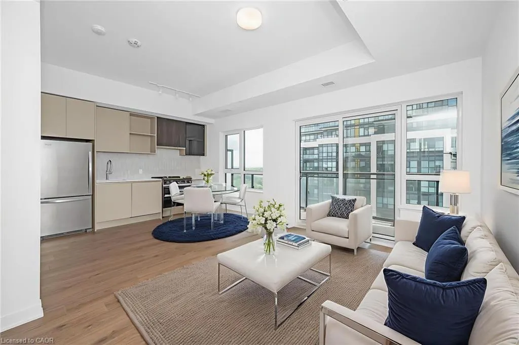395 Dundas Street, #718