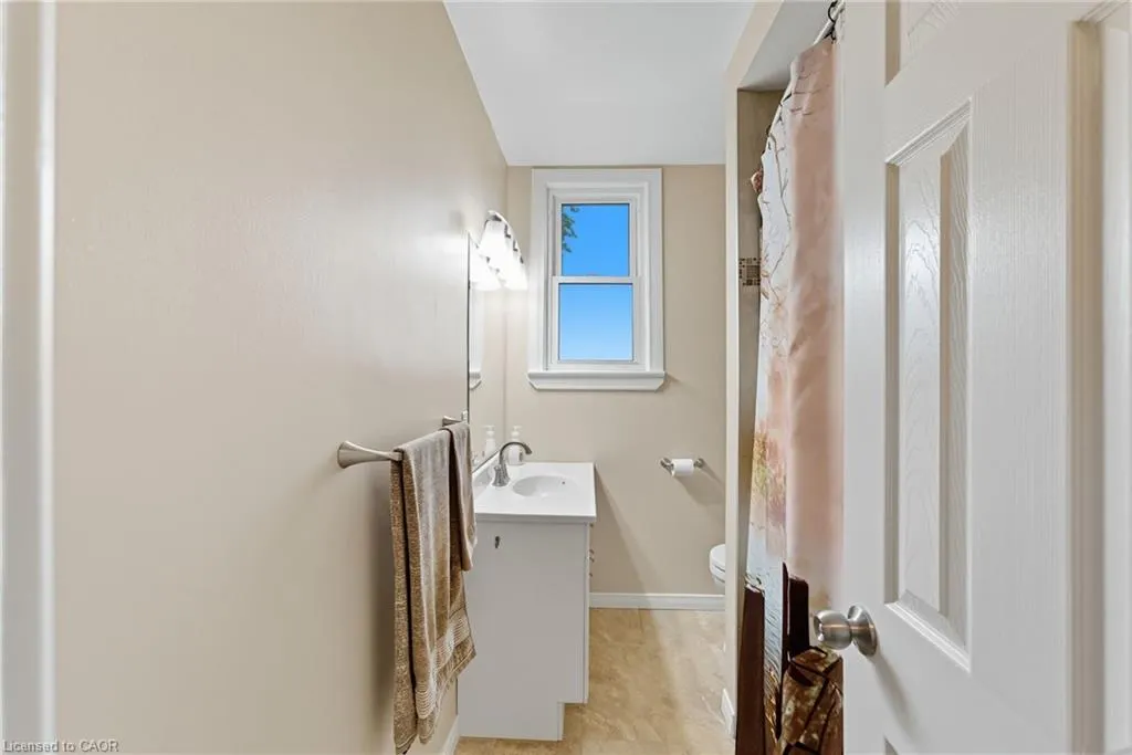 446 East 42nd Street