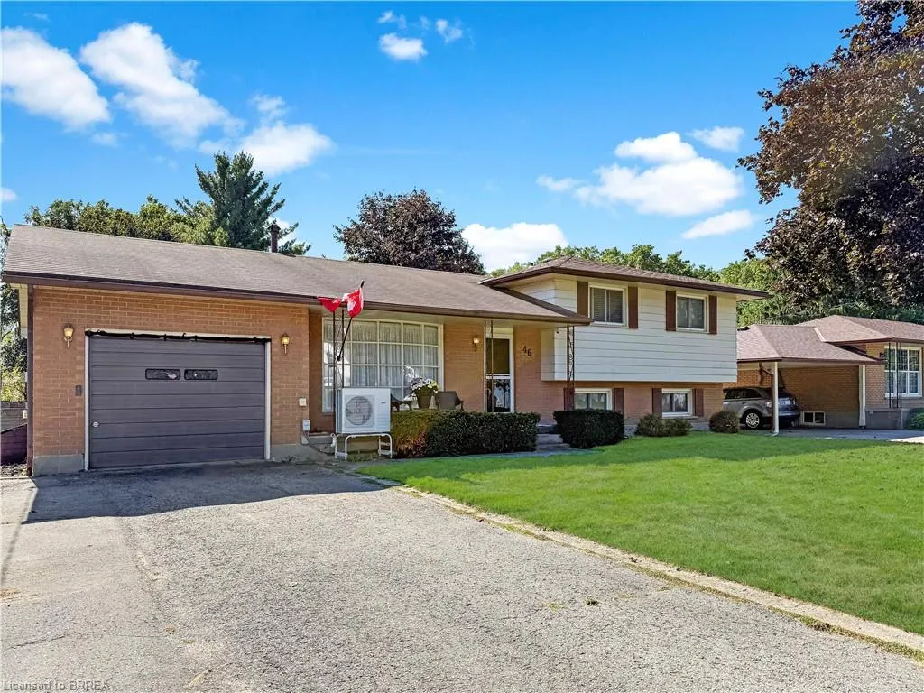 46 Davis Street W