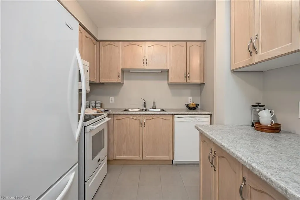 2880 Headon Forest Drive, #28