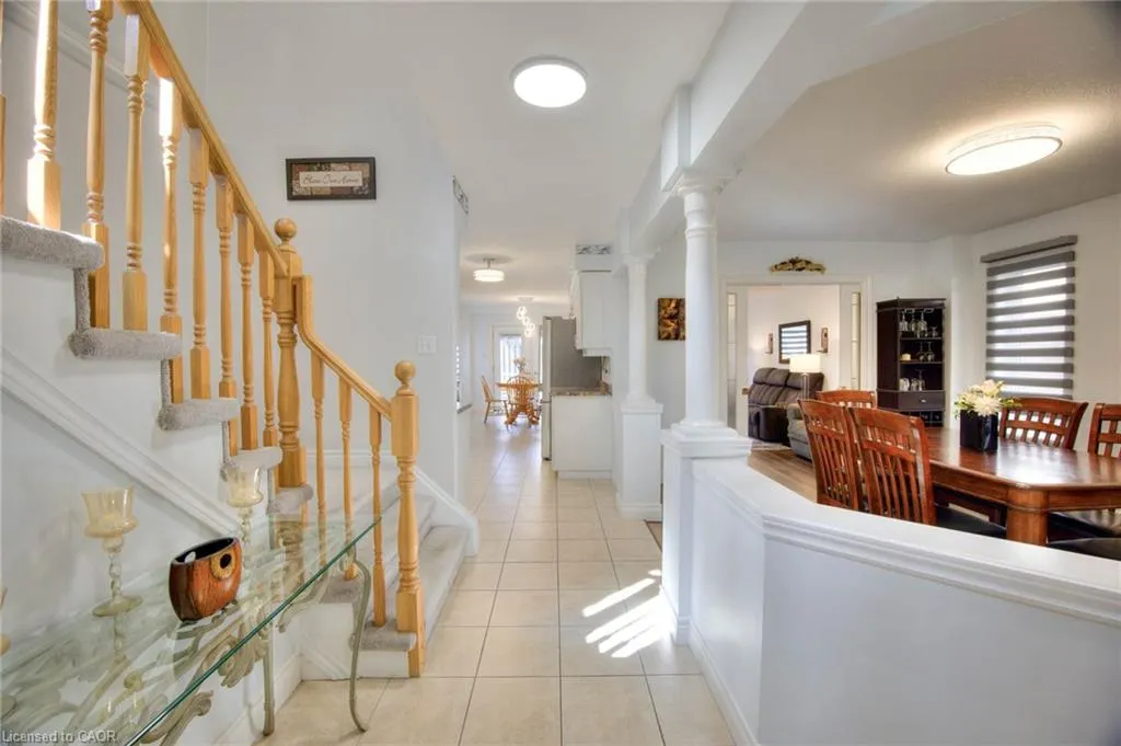 6 Heatherwood Place