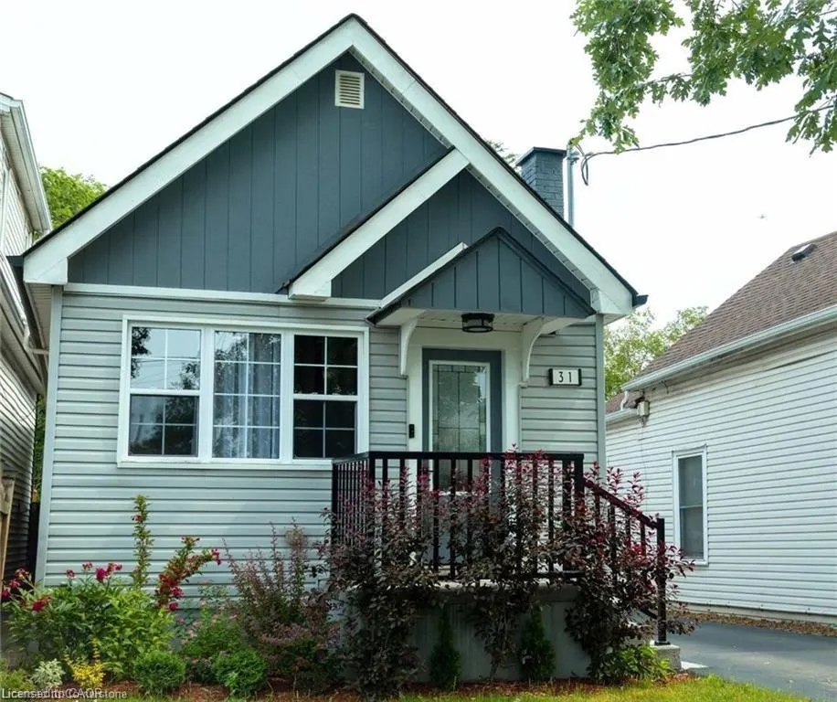 31 Newlands Avenue