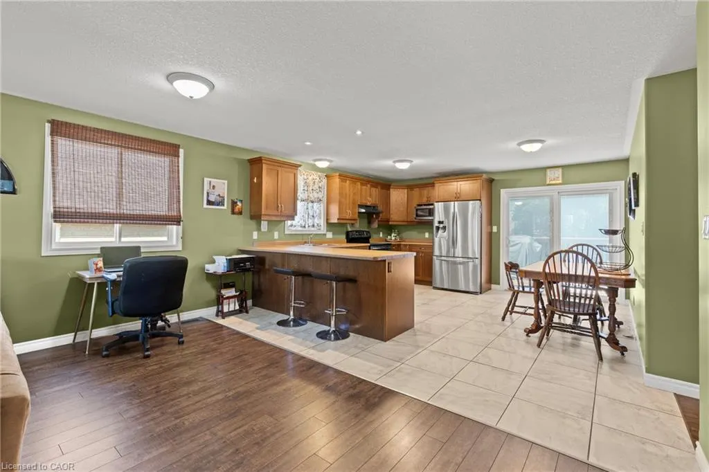 92 White Water Drive