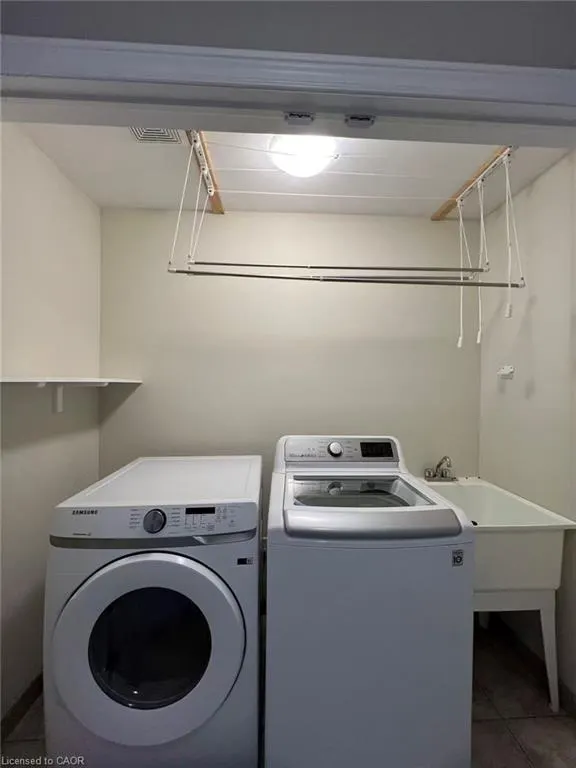 370 Stonehenge Drive, #12