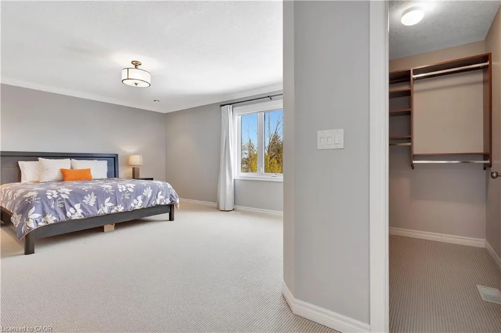 510 Forest Gate Crescent