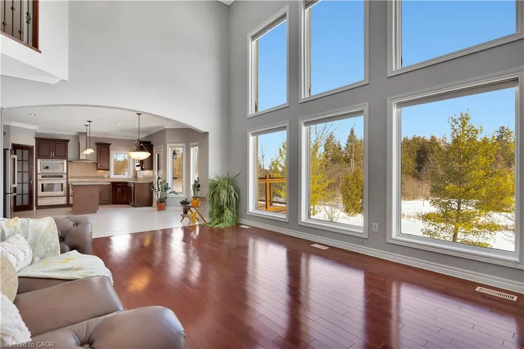 510 Forest Gate Crescent