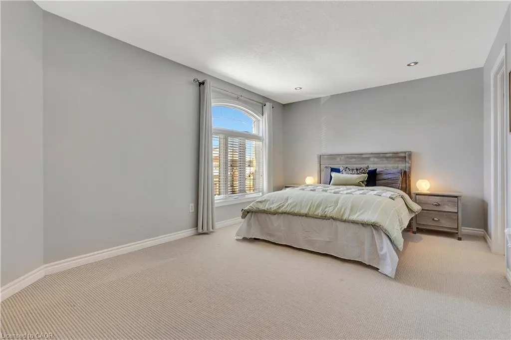 510 Forest Gate Crescent