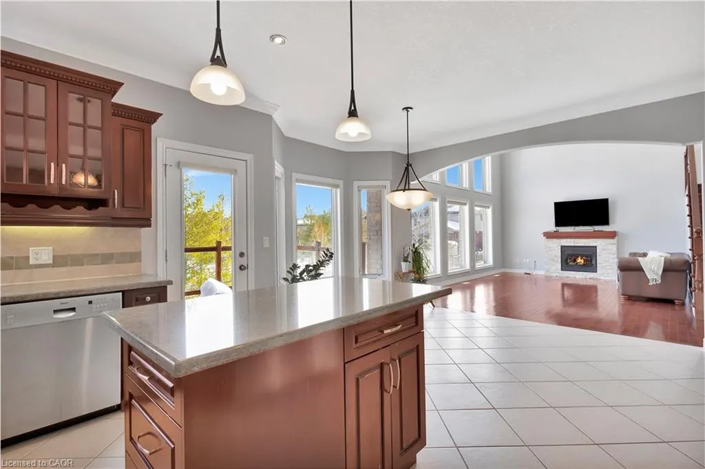 510 Forest Gate Crescent